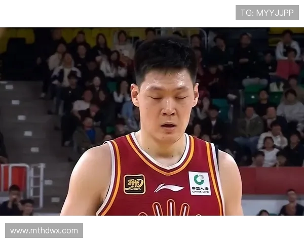 潘江透露张宁腿部轻微拉伤今晚能否复出仍待赛前评估比赛情况明朗 潘江透露张宁腿部轻微拉伤今晚能否复出仍待赛前评估比赛情况明朗