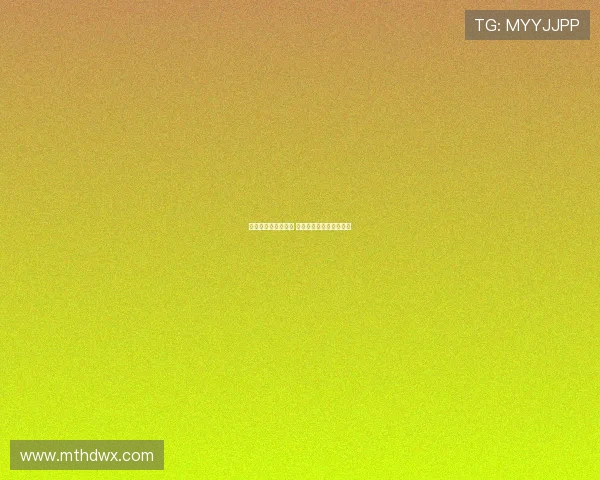 鲁尼带家人度假海滩 凯与美女亲密互动惹热议